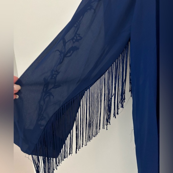 Simply Irresistible Blue Coverup - Picture 2 of 3